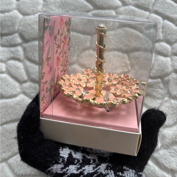 Floral Dish Ring Holder with Genuine Crystals - Picture 7 of 10
